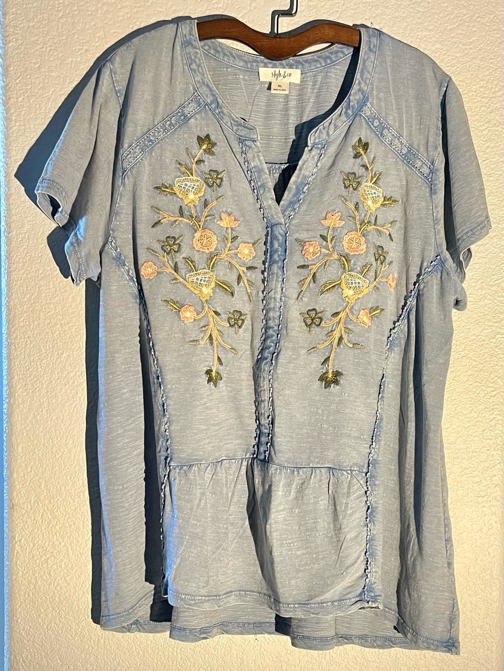 Blue Embroidered Women's Top by Style & Co. XL NEW